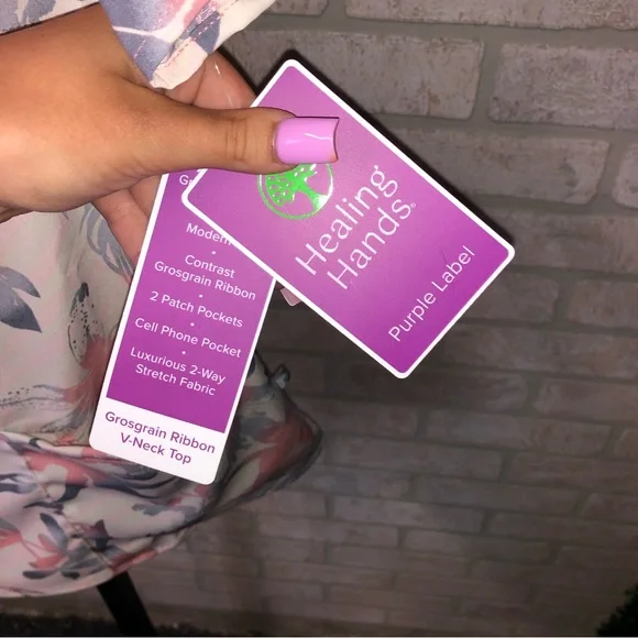 Healing Hands Purple Label Grosgrain ribbon V-neck Tropical Pattern Scrub Top - Picture 6 of 8